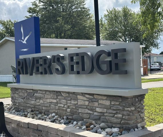 38067 St. Tropez Drive, Clinton Twp, MI 48038