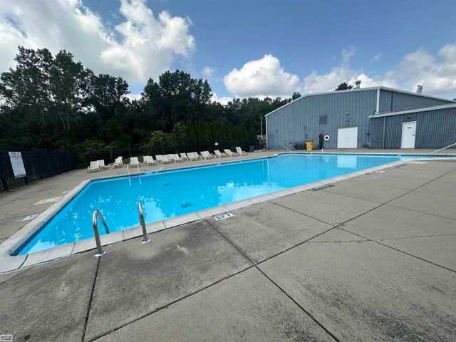 38067 St. Tropez Drive, Clinton Twp, MI 48038