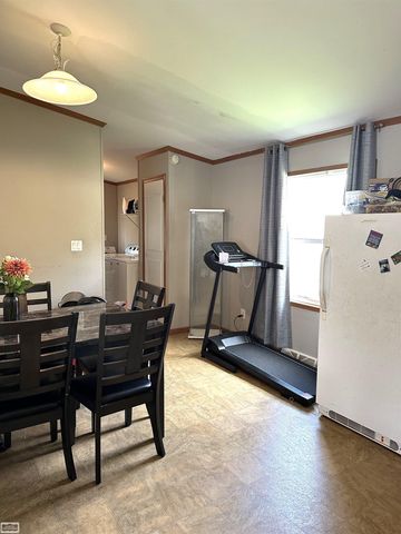 38067 St. Tropez Drive, Clinton Twp, MI 48038