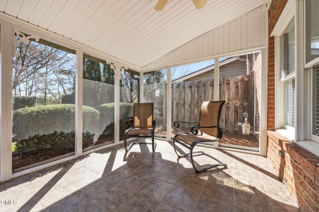 712 Vinebury Lane, High Point, NC 27265