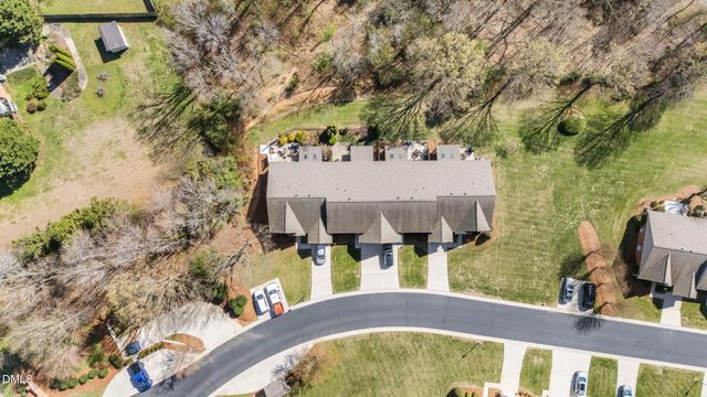 712 Vinebury Lane, High Point, NC 27265