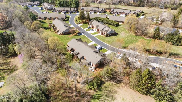 712 Vinebury Lane, High Point, NC 27265