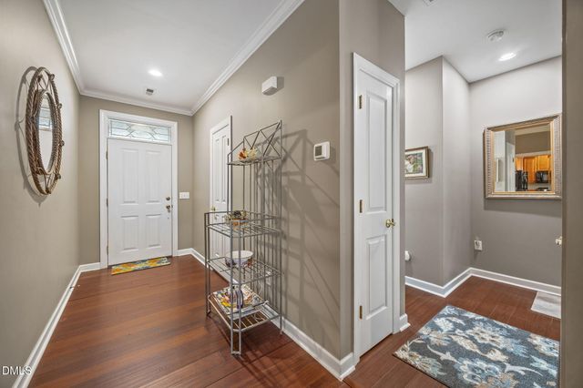 712 Vinebury Lane, High Point, NC 27265