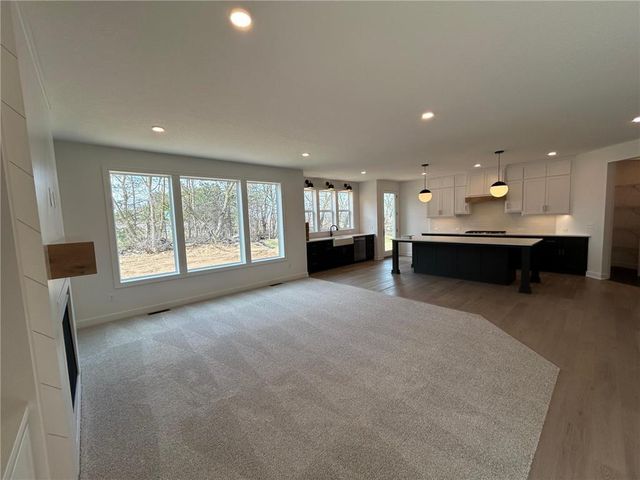 4225 Arbor Bay, Woodbury, MN 55129