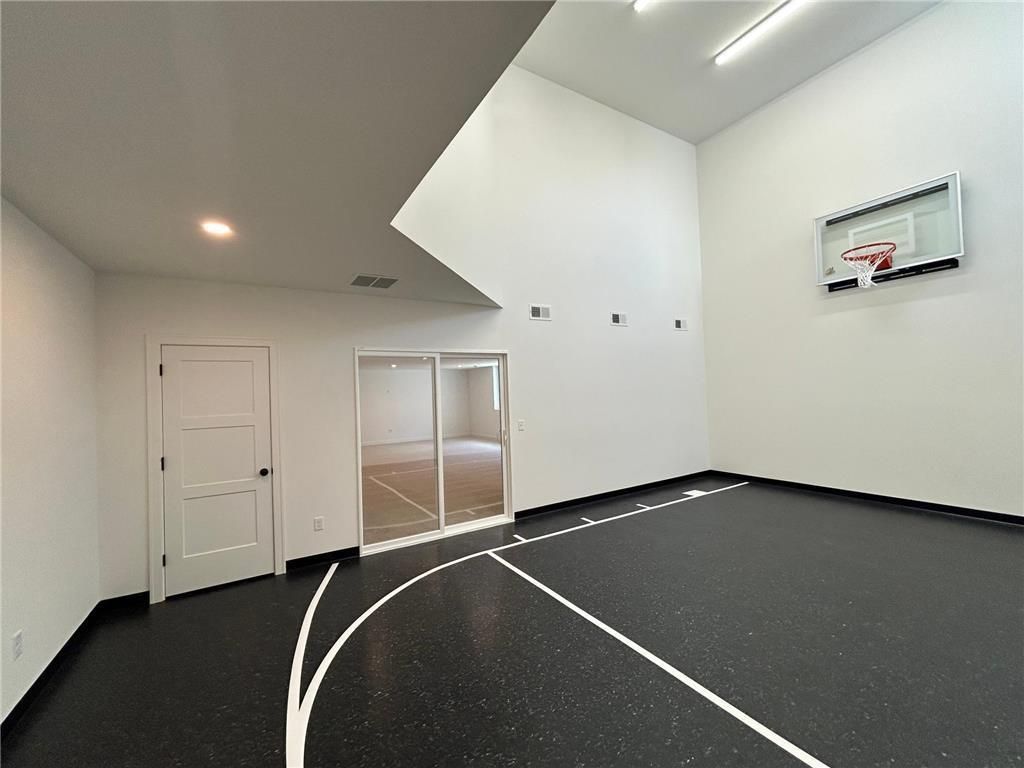 4225 Arbor Bay, Woodbury, MN 55129