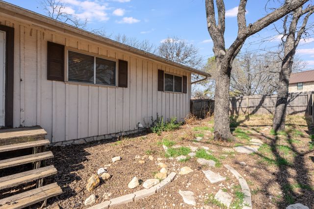 5101 Largo Drive, Granbury, TX 76049