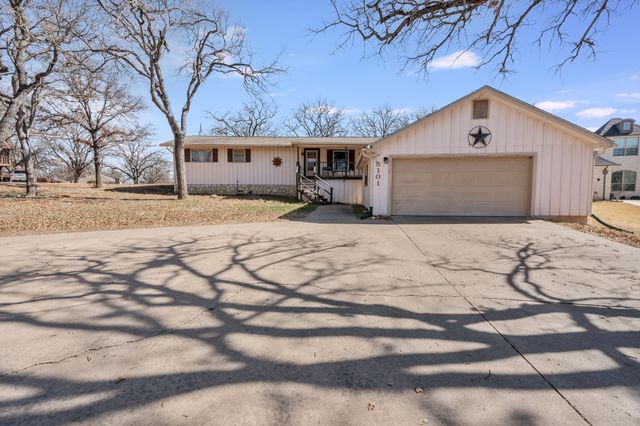 5101 Largo Drive, Granbury, TX 76049