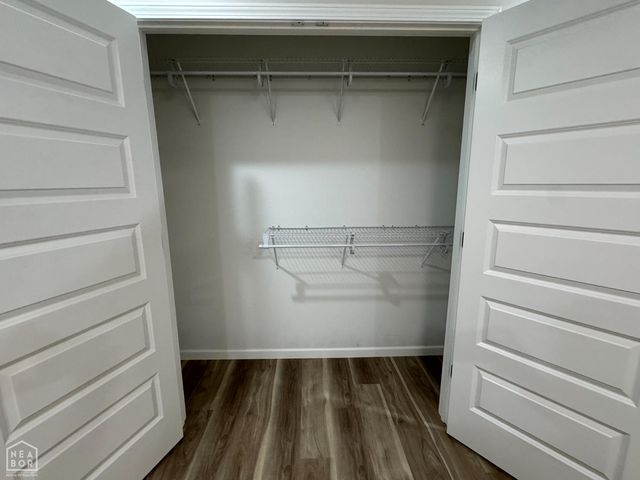 1300 S 7th Street, Paragould, AR 72450