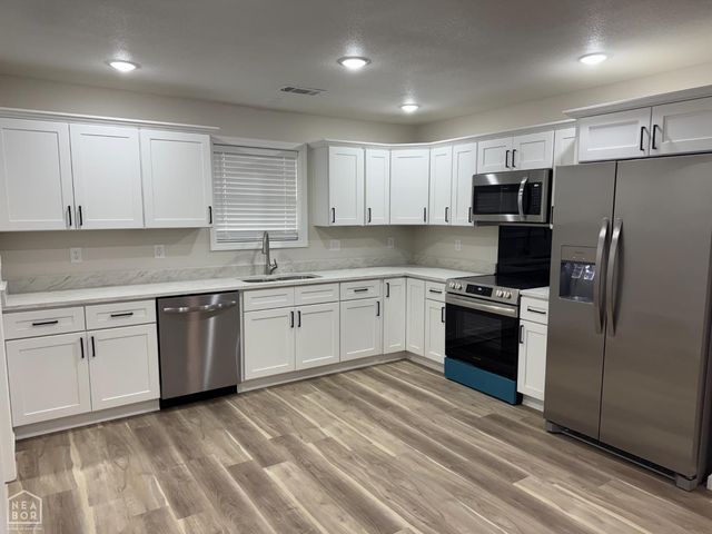 1300 S 7th Street, Paragould, AR 72450