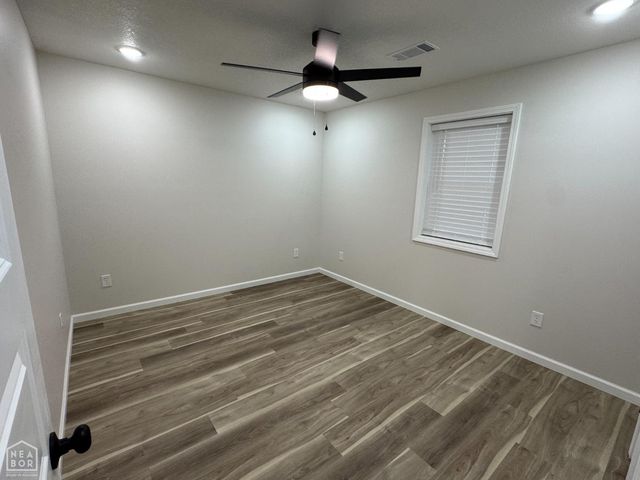 1300 S 7th Street, Paragould, AR 72450