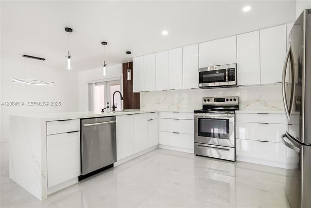 13445 SW 20th Ter, Miami, FL 33175