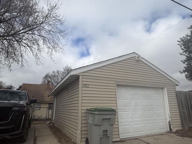 4142 N 68th STREET, Milwaukee, WI 53216