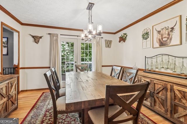 145 Red Oak Drive, Fayetteville, GA 30214