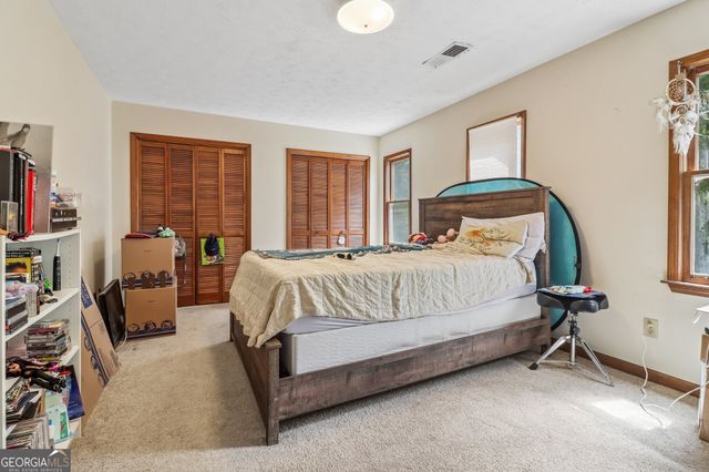 145 Red Oak Drive, Fayetteville, GA 30214