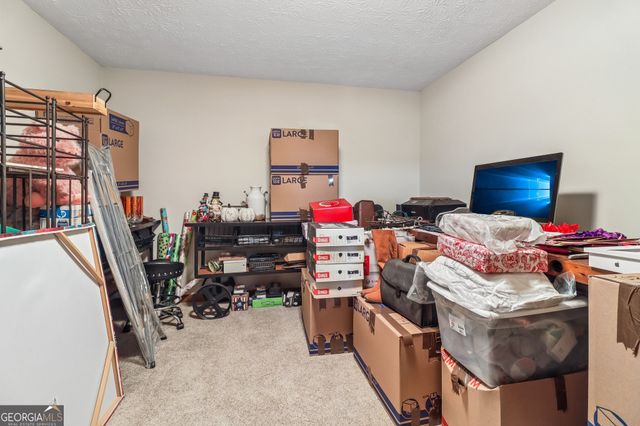 145 Red Oak Drive, Fayetteville, GA 30214