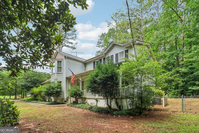 145 Red Oak Drive, Fayetteville, GA 30214