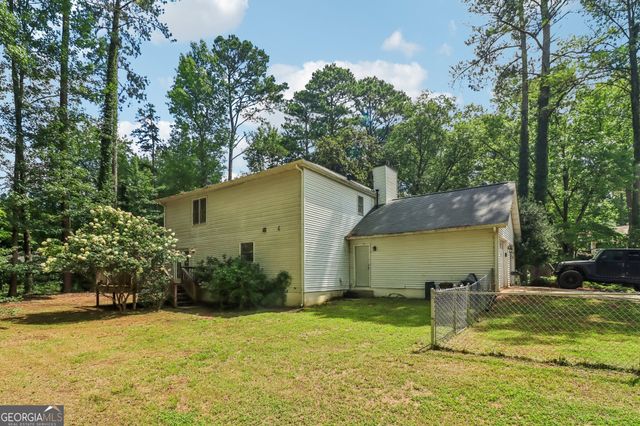 145 Red Oak Drive, Fayetteville, GA 30214