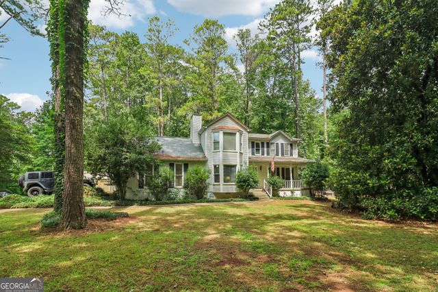 145 Red Oak Drive, Fayetteville, GA 30214