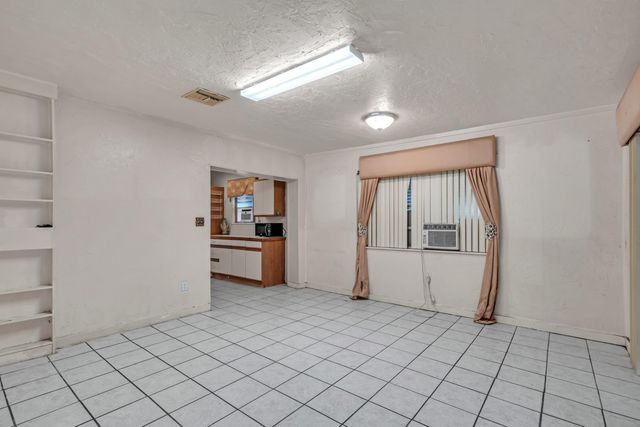 7831 NW 30th Street, Hollywood, FL 33024