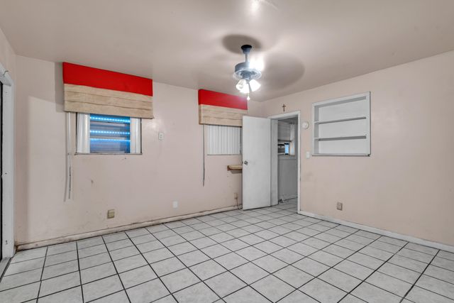 7831 NW 30th Street, Hollywood, FL 33024