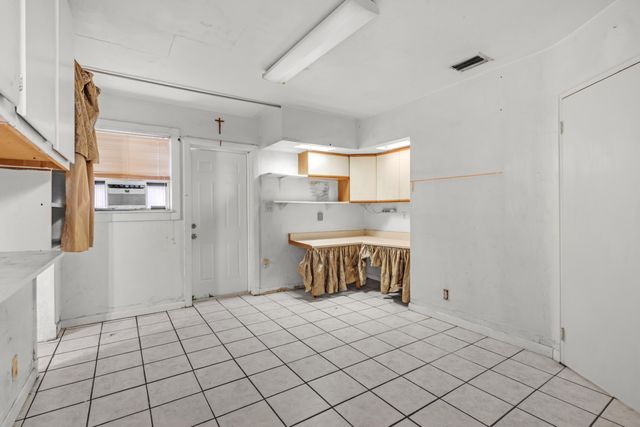 7831 NW 30th Street, Hollywood, FL 33024