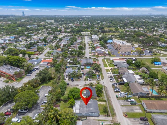 7831 NW 30th Street, Hollywood, FL 33024