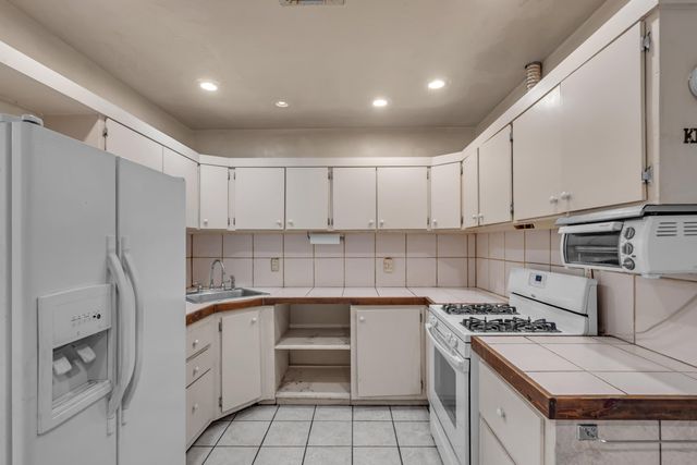 7831 NW 30th Street, Hollywood, FL 33024