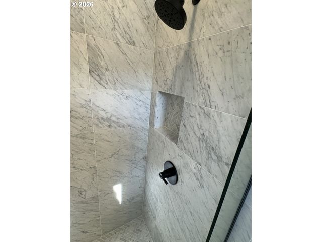 2387 Se 43rd Ave, Portland, OR 97206