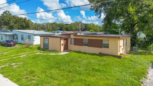 1227 N PINE HILLS ROAD, Orlando, FL 32808