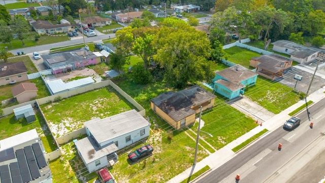 1227 N PINE HILLS ROAD, Orlando, FL 32808