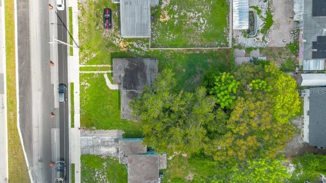 1227 N PINE HILLS ROAD, Orlando, FL 32808