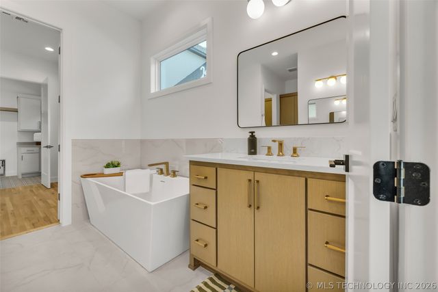 4703 S Detroit Avenue, Tulsa, OK 74105