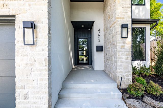 4703 S Detroit Avenue, Tulsa, OK 74105