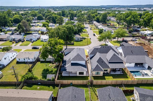 4703 S Detroit Avenue, Tulsa, OK 74105