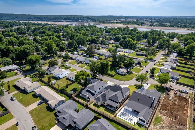 4703 S Detroit Avenue, Tulsa, OK 74105