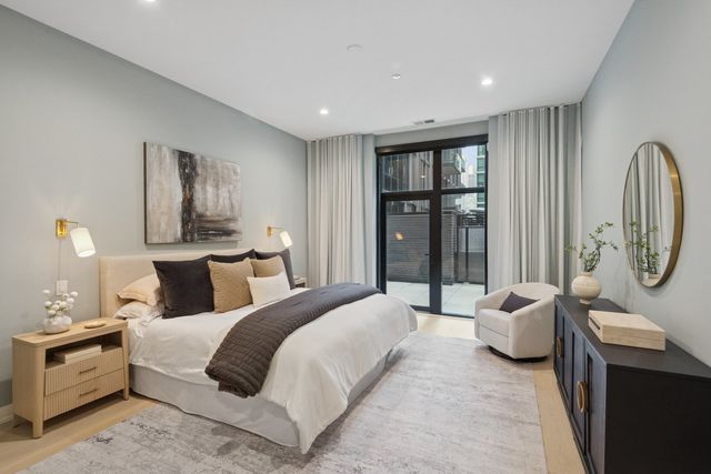 123 S Peoria Street P2, Chicago, IL 60607