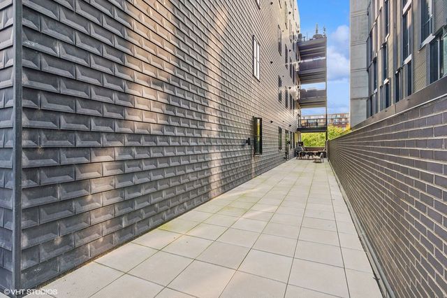 123 S Peoria Street P2, Chicago, IL 60607