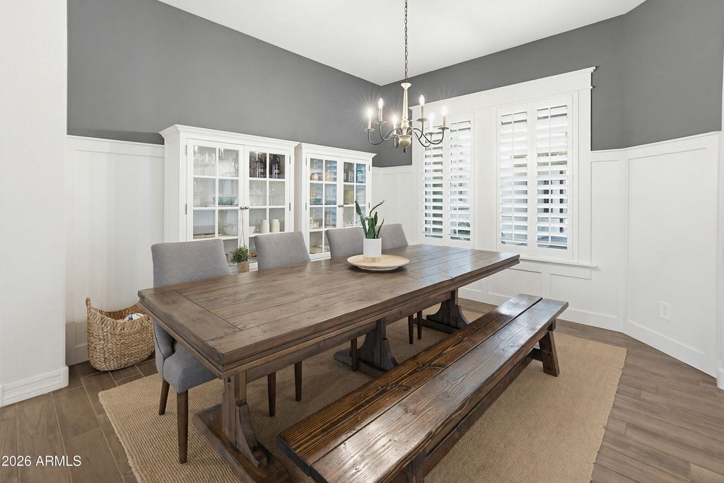 Image 26 of property listing at 9186 W LOUISE Drive, Peoria, AZ 85383