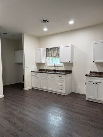 228 N Alleghany St, El Dorado, KS 67042