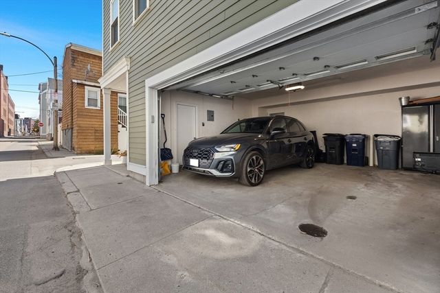 187 Gold St 1, Boston, MA 02127