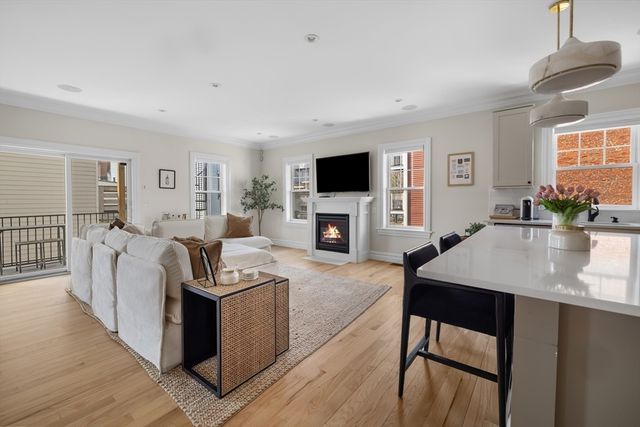 187 Gold St 1, Boston, MA 02127