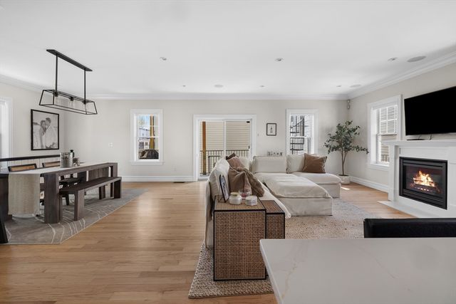 187 Gold St 1, Boston, MA 02127