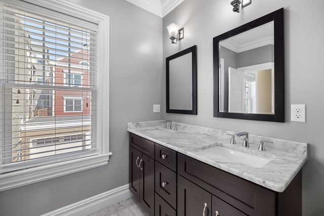 187 Gold St 1, Boston, MA 02127