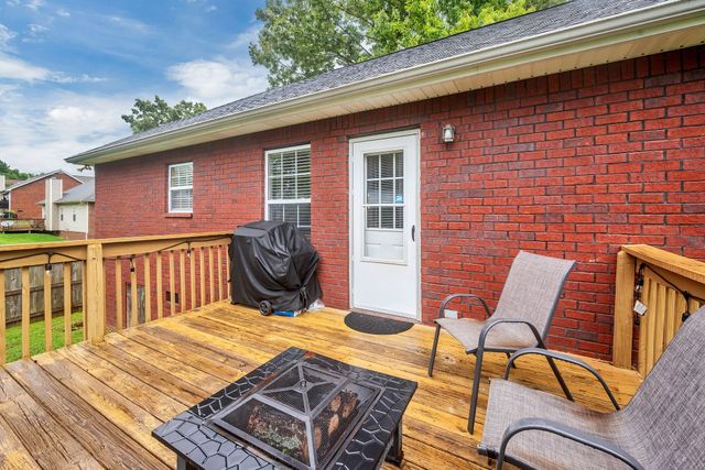 2029 Sunday Silence Dr, Greenbrier, TN 37073