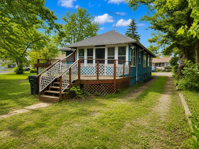 304 Cameron Avenue, Lockport, IL 60441