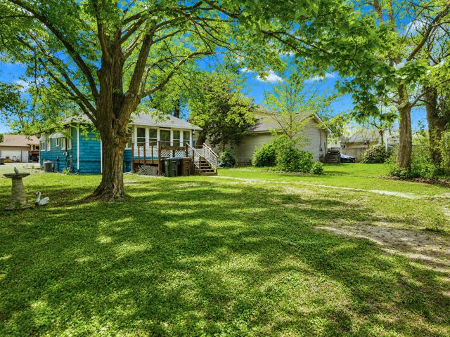 304 Cameron Avenue, Lockport, IL 60441