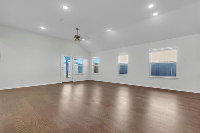 356 Biscayne Bay BND, Kyle, TX 78640