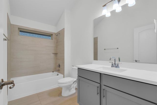 356 Biscayne Bay BND, Kyle, TX 78640