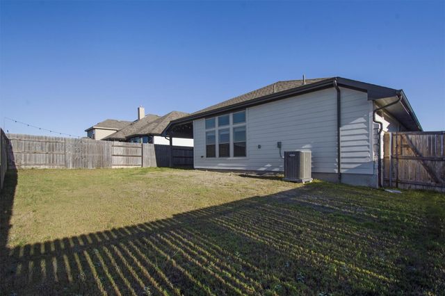 356 Biscayne Bay BND, Kyle, TX 78640