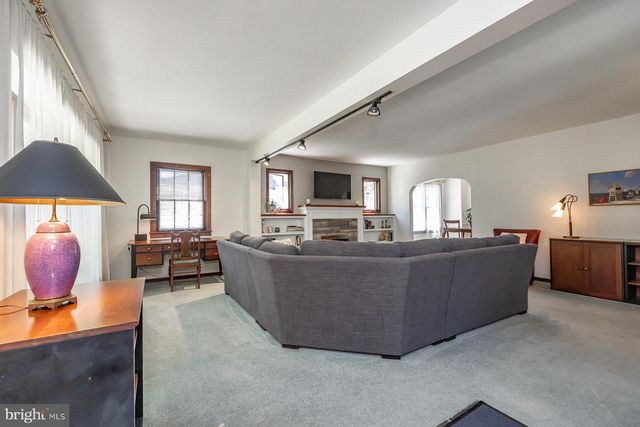217 BURRWOOD AVE, Westmont, NJ 08108